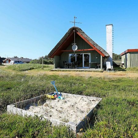 6 Person Holiday Home In Hvide Sande Kültér fotó